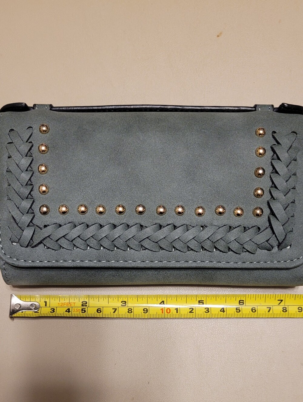 Stylish Braided Accent Gray/Green Wallet/crossbody.  Removeable Strap.  Cute! - Picture 9 of 9